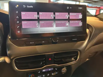 Car image 36