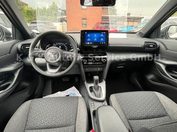 Car image 11