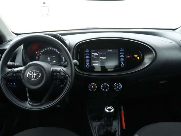 Toyota Aygo X 1.0 VVT-i 53 kW image number 4