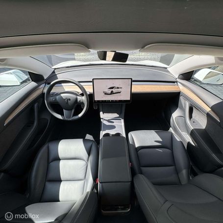 Tesla Model 3 Long Range 220 kW image number 11