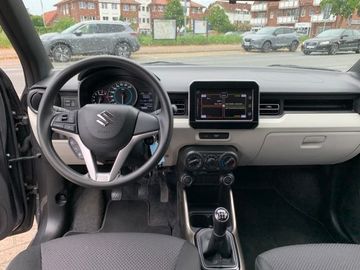 Car image 12