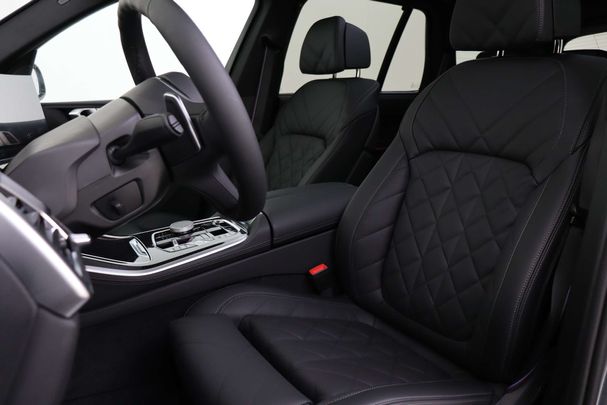 BMW X5 50e xDrive 360 kW image number 8