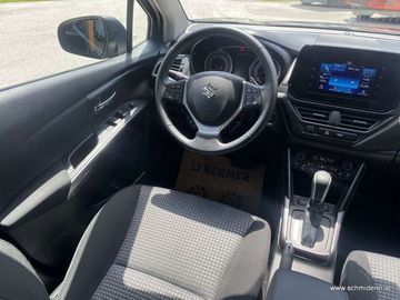 Car image 11