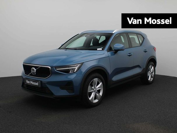 Volvo XC40 B3 Core 120 kW image number 1