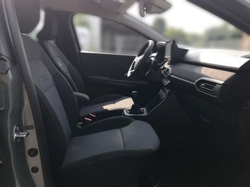 Car image 10