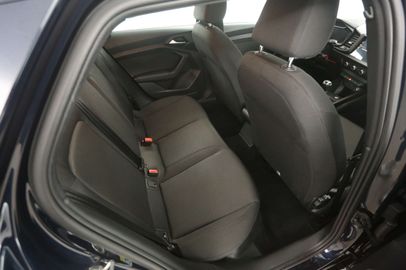 Car image 31