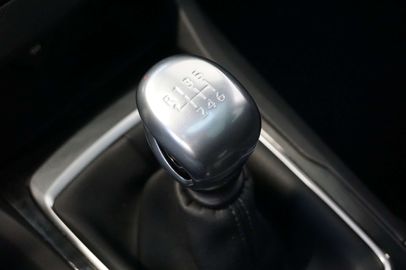 Car image 38