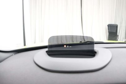 Car image 32