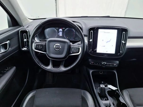 Volvo XC40 AWD 140 kW image number 6