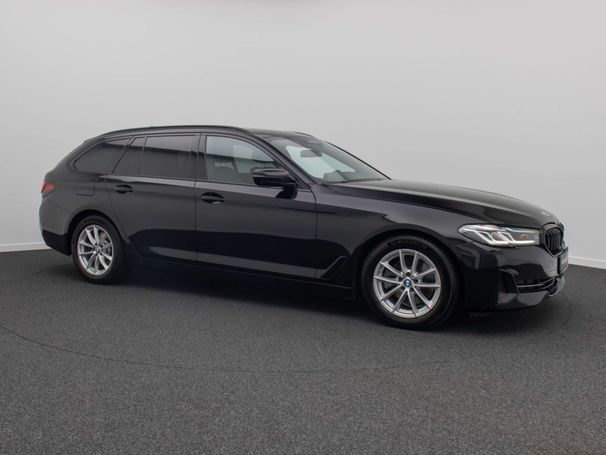 BMW 520d Touring 140 kW image number 3