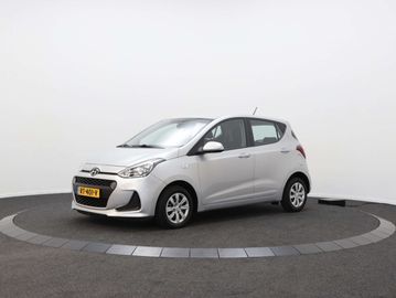 Car image 12