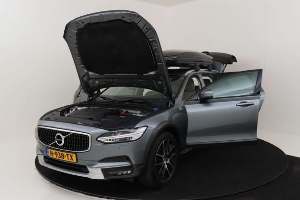 Volvo V90 Cross Country T5 AWD 184 kW image number 21