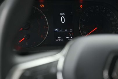 Car image 37