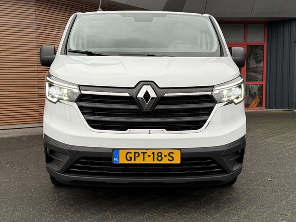 Renault Trafic dCi 110 Life 82 kW image number 6