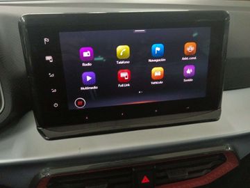 Car image 14