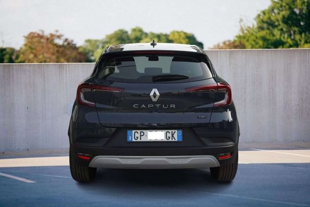 Renault Captur E-Tech Hybrid 145 105 kW image number 2