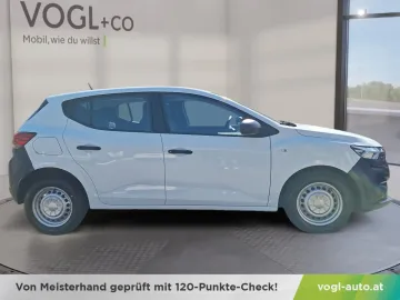 Car image 4