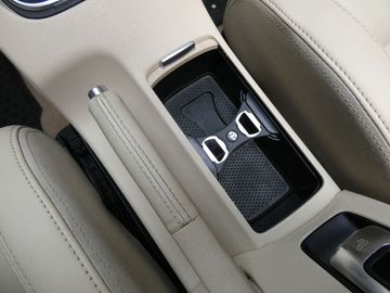 Car image 33