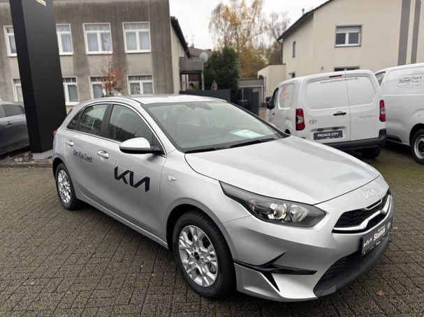 Kia Ceed 1.5 T-GDI Vision 103 kW image number 2