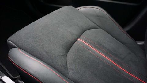 Car image 41