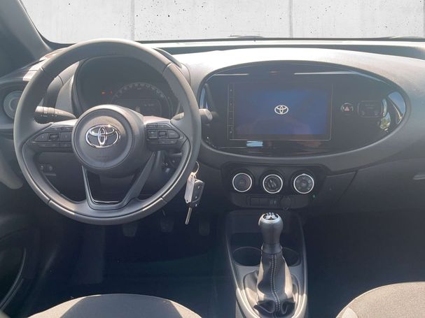 Toyota Aygo X 1.0 VVT-i 53 kW image number 2