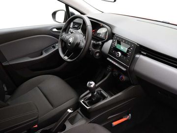 Car image 31