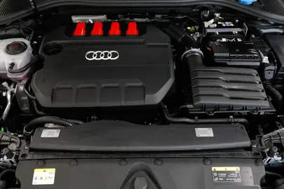 Car image 28