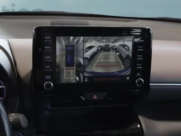 Car image 15