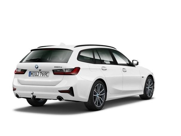 BMW 320 e Touring Advantage 150 kW image number 2