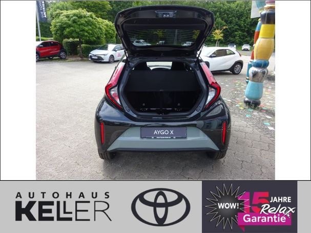 Toyota Aygo X 53 kW image number 8