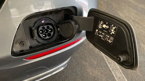 Car image 33