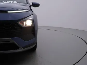 Car image 30