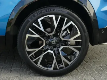 Car image 41