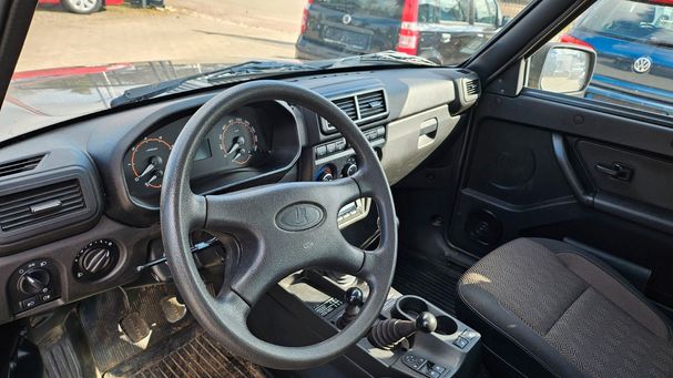 Lada Taiga 4x4 61 kW image number 5