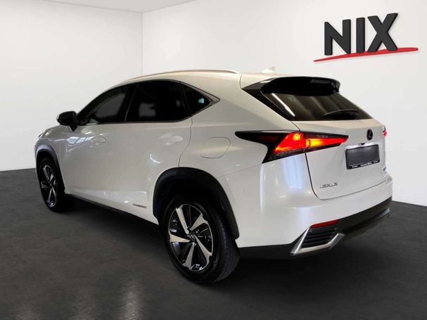 Lexus NX 300 h 145 kW image number 5