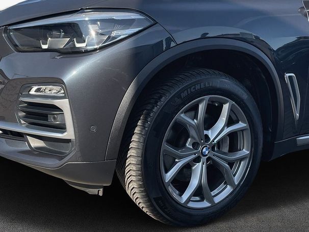 BMW X5 xDrive30d xLine 195 kW image number 7