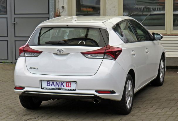 Toyota Auris 85 kW image number 11