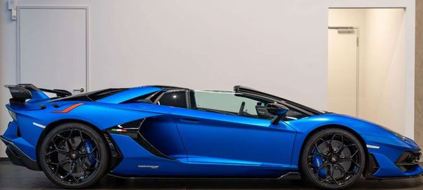 Lamborghini Aventador SVJ 566 kW image number 2