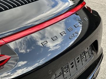 Car image 30