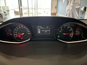 Car image 37