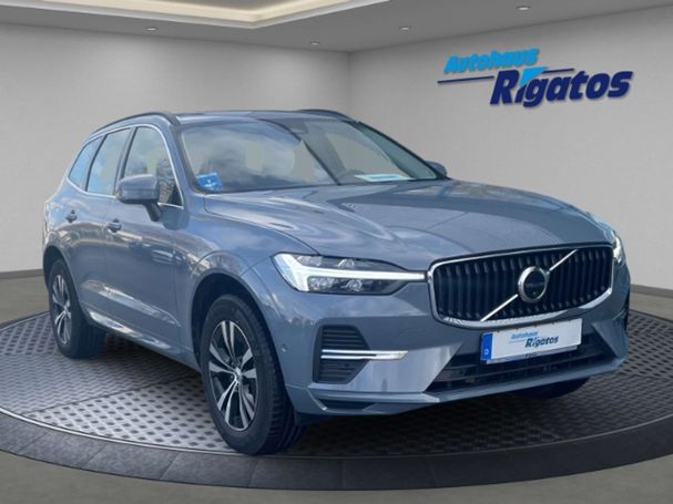 Volvo XC60 B4 Momentum 145 kW image number 1