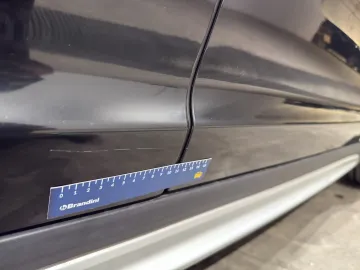Car image 36