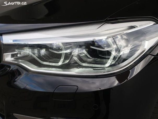 BMW 550d Touring xDrive 294 kW image number 18