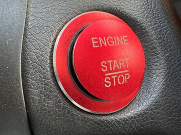 Car image 32
