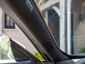 Car image 41