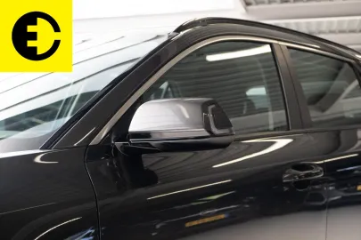 Car image 38