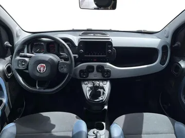 Car image 15