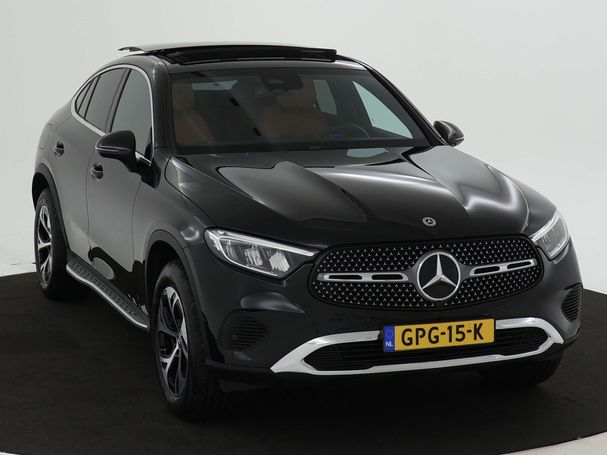 Mercedes-Benz GLC 300 e 230 kW image number 29