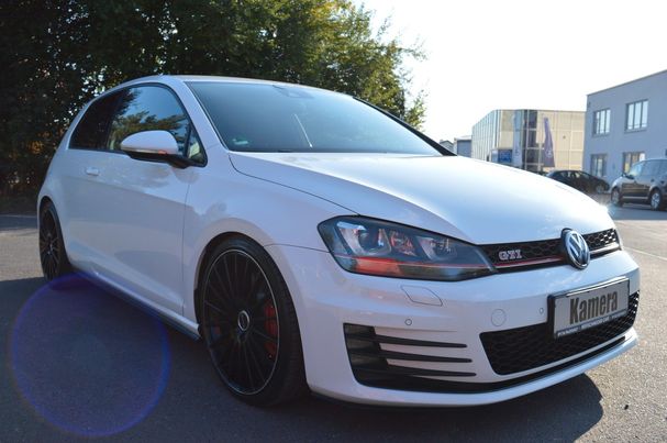 Volkswagen Golf GTI Performance DSG 169 kW image number 1