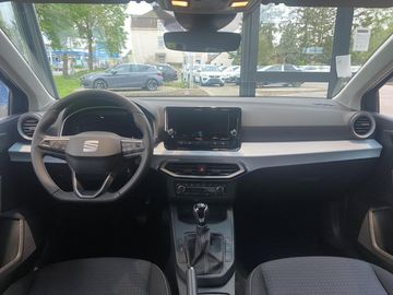 Car image 13